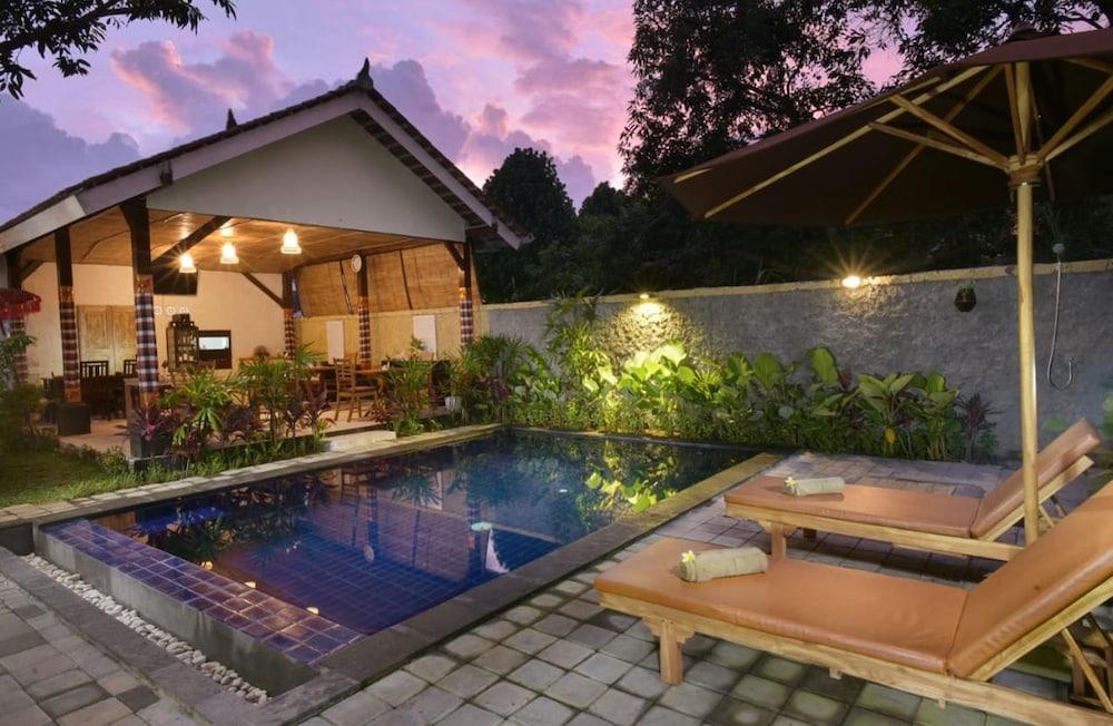 Kubu Kak Dudung Villas Jimbaran  Exterior photo